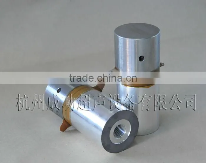 ultrasonic piezoelectric transducer