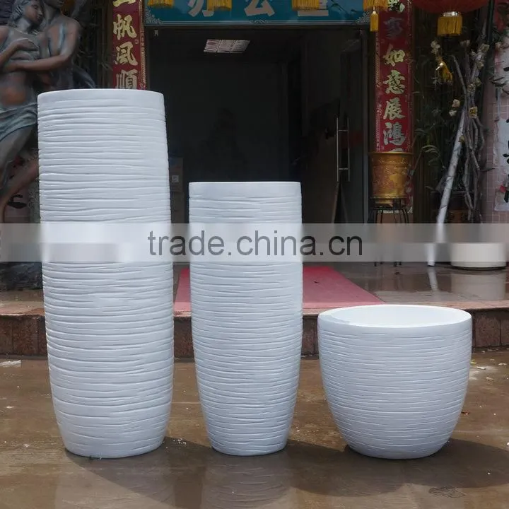 Giant round outdoor planter pot
