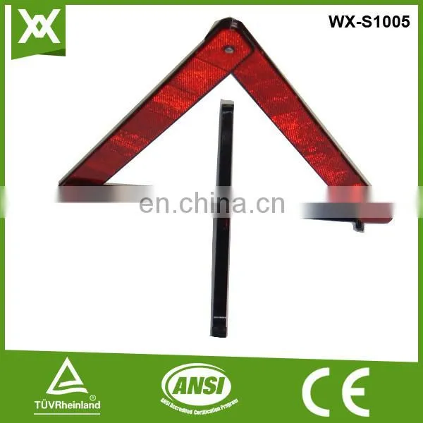 traffic accident exclamation mark warning triangle red