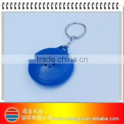 flashing keychain with the shape of bear