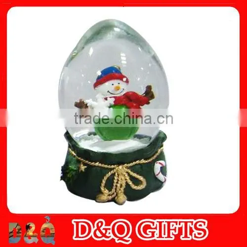 Egg shaped Christmas water globe,snow globe