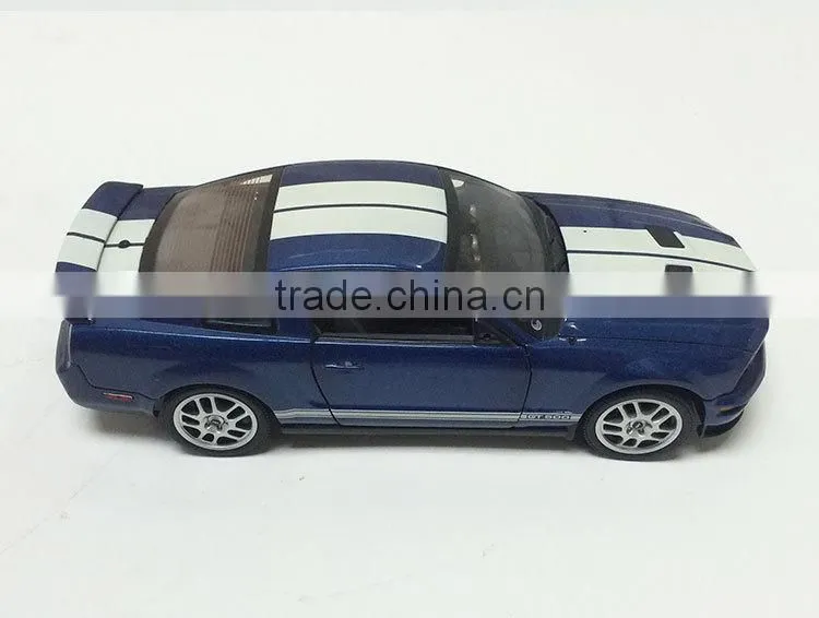 1:43 model car