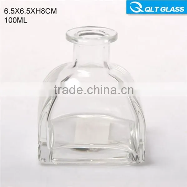 Round reed diffuser glass bottle decorative aroma diffuser bottle