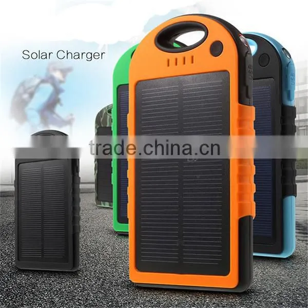 Waterproof Portable Charger Solor Power Bank 8000mAh for iPhone for iPad for Android Phone