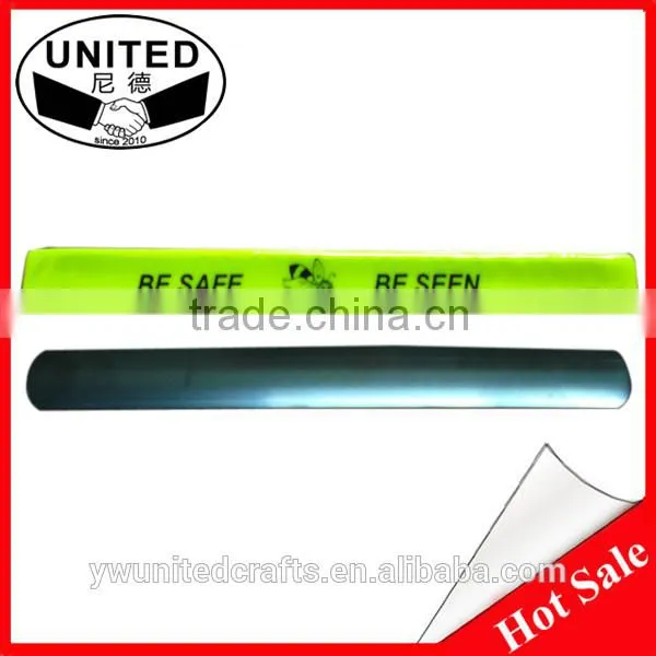 2015 Eco-friendly custom reflective slap bracelets, pvc slap bangles
