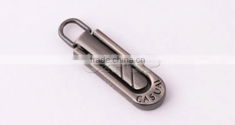 Latest special design garment zipper puller with three moveable parts