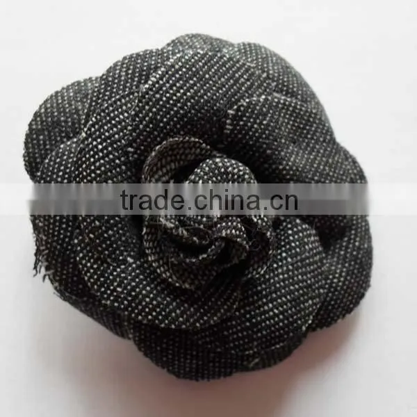 Red hanmade felt flower