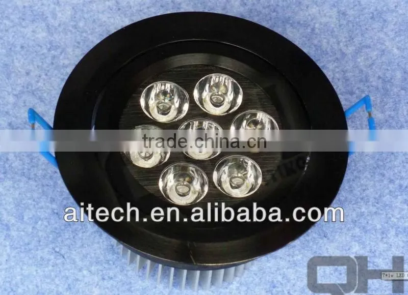 7*1W current output 300MA 620LM LED ceiling lamp