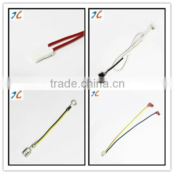 Flexible data transmission wire harness