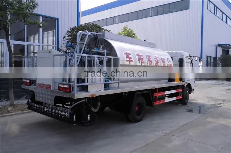 Dongfeng 6000L mini bitumen distributor truck