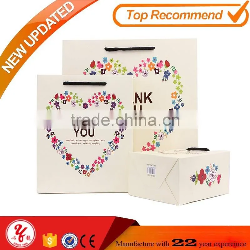 Delicate fashion gift packing paper bags and boxes for shopper