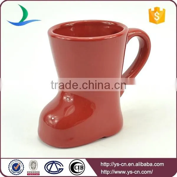 YScc0030-04 Christmas Red Mug