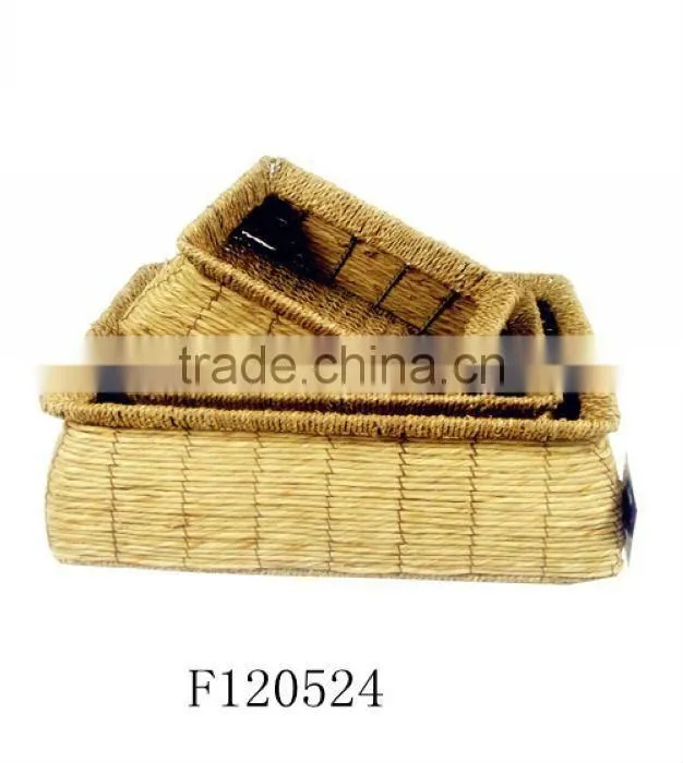 Set of Three Seagrass Basket with Common Handle