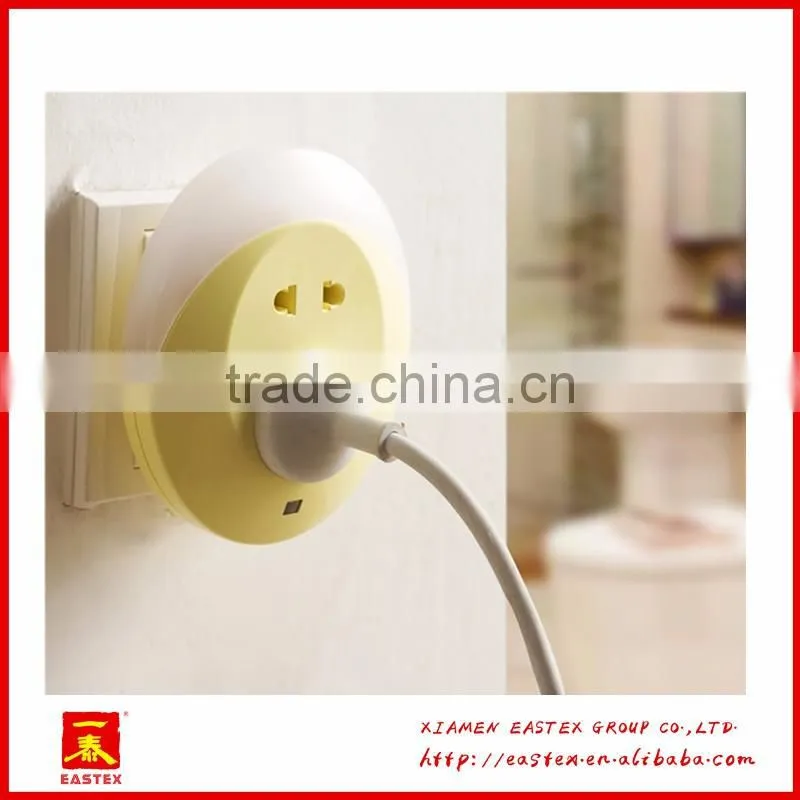 intelligent light control nightlight with socket