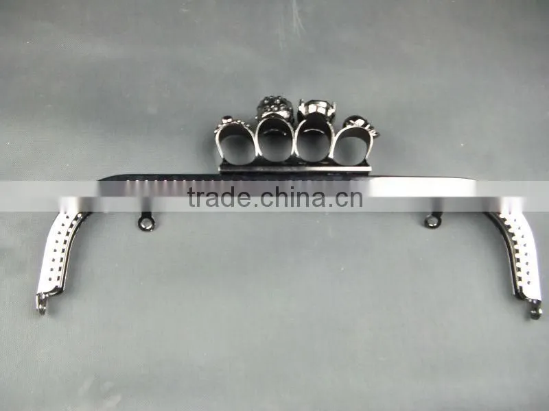 10.3 Inch Gun Color Four Fingers Skulls Metal Clutch Frame For Bags