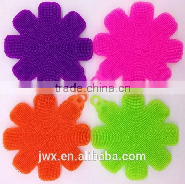 Skin-friendly face wash brush with bright color easy storing