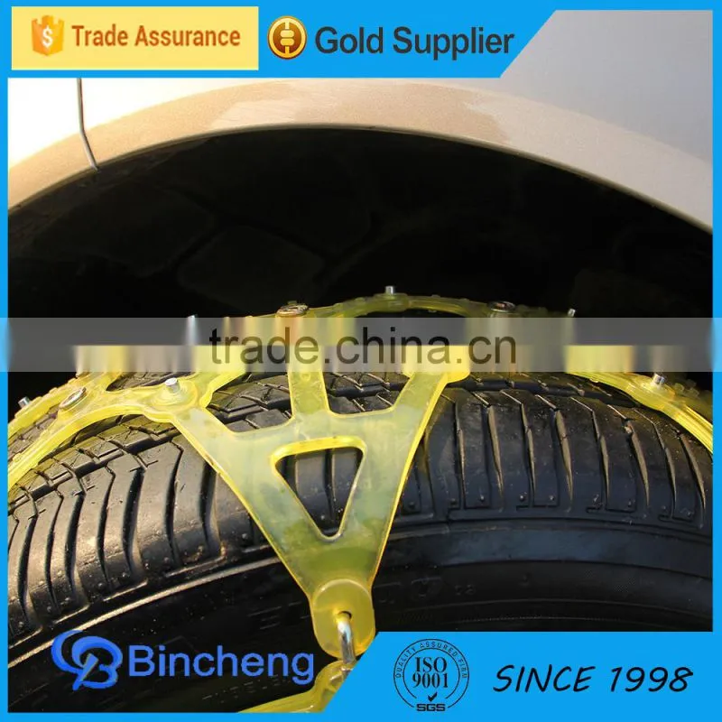 Plastic/rubber snow tyre chain
