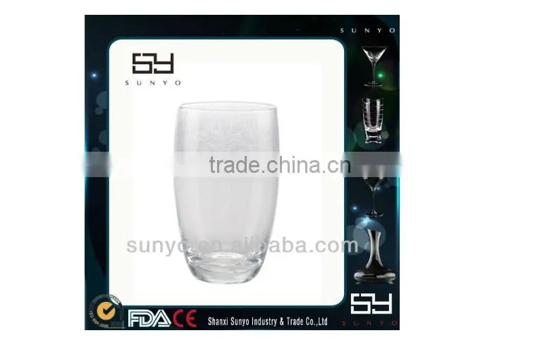 China Manufacturer Embossed Transparent Glass Vase with Special Design