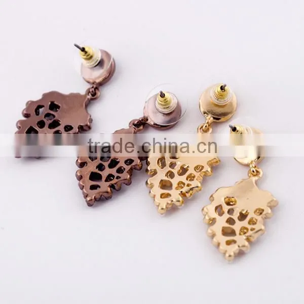 wholesale designer jewelry leaf traditional cheap pearl earrings