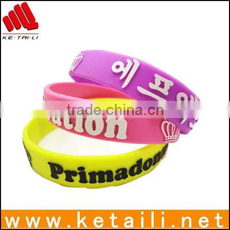 silicon bracelet silicon items for 2014 Word Cup
