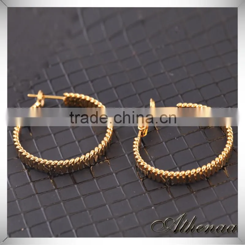 Top design Fashion Jewelry Manufacturer Brass Charm Simple Gold Earring Designs for Women