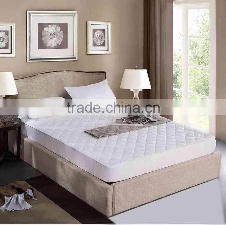 Bulk White Polyester Anti-slip Quilted Soft Hotel Mattress Pad
