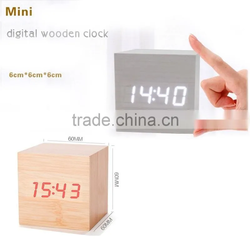 factory price digital led wooden Desk clock with alarm