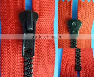 plastic zipper