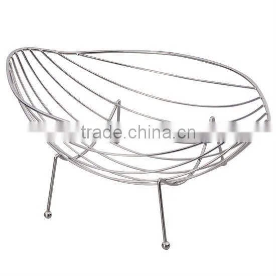 Metal wire fiower-shape fruit basket