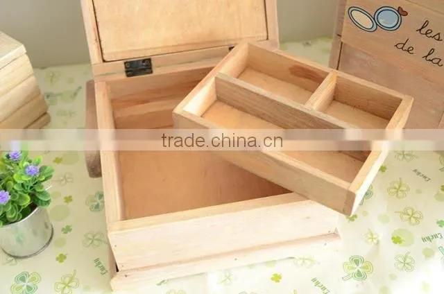Rural style wooden sewing box