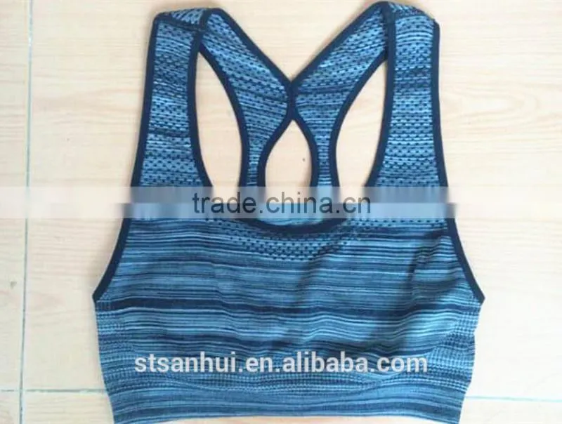 Seamless Sports Bra with Top Double Layer for competitive piece