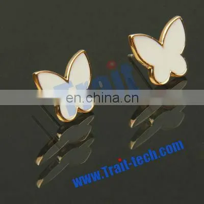 Wholesale without MOQ ! Hanging Skull Ear Cuff