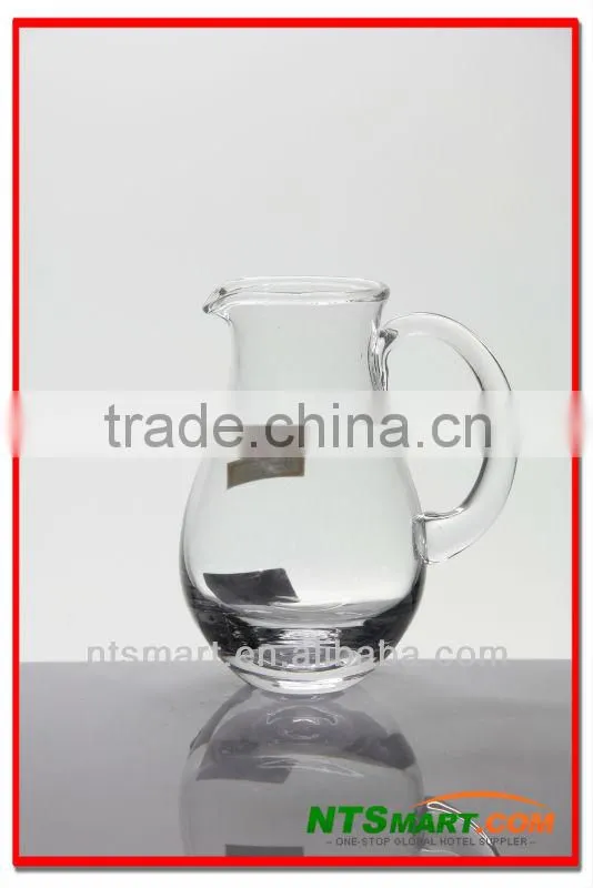 heat resistant borosilicate glass pitcher