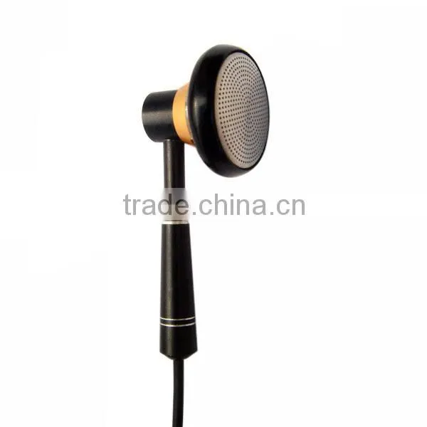 Music player mp3/mp4 skull earphones with mic earphone bulk