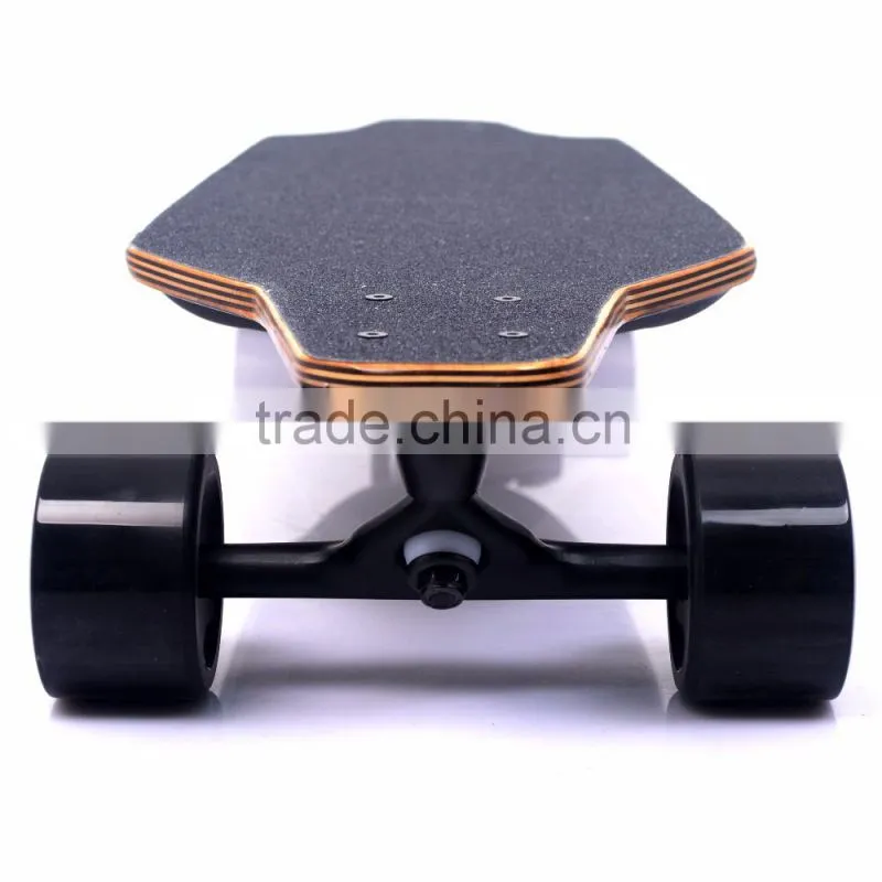 Top speed 20 MILES/H electric skateboard
