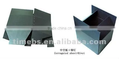 Portable corflute box for toy