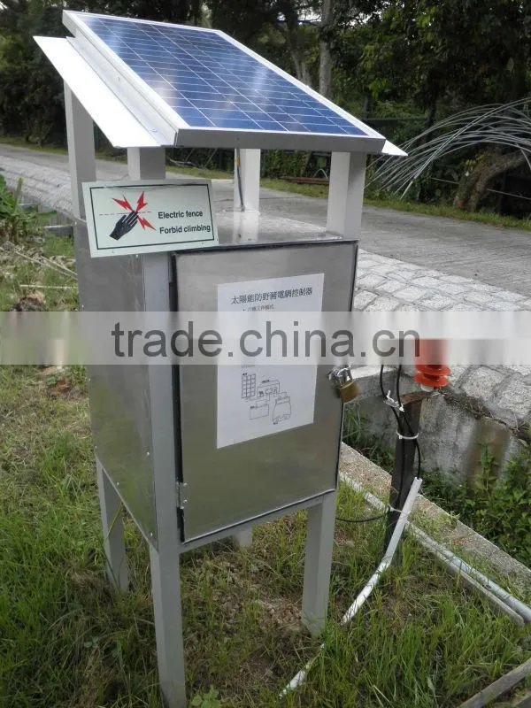 Solar fence panel for electric fence energiser