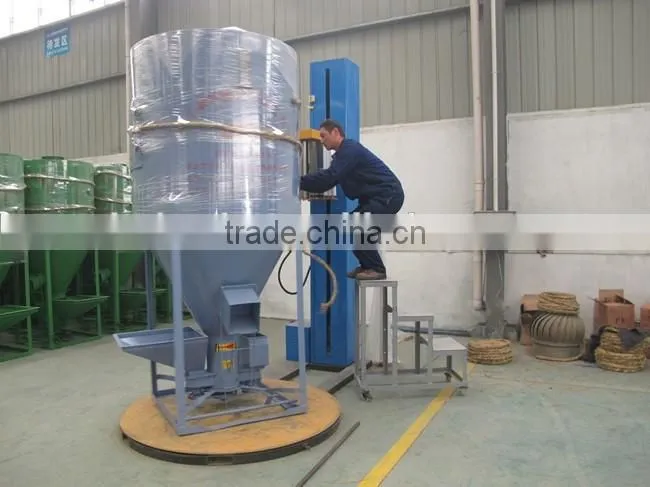New type chicken feed mixing machine