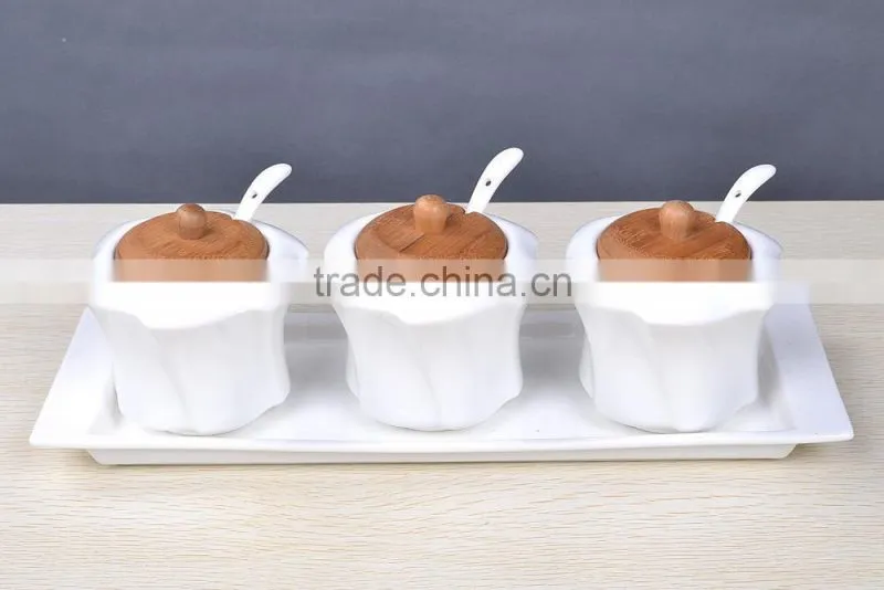 hot sale high quality porcelain ceramic kitchen canisters/ceramic kitchen canister sets/3pcs ceramic canister sets