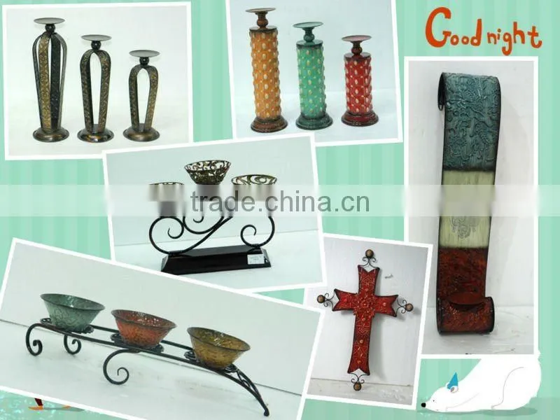 Wooden Candle Holder in pillar shape