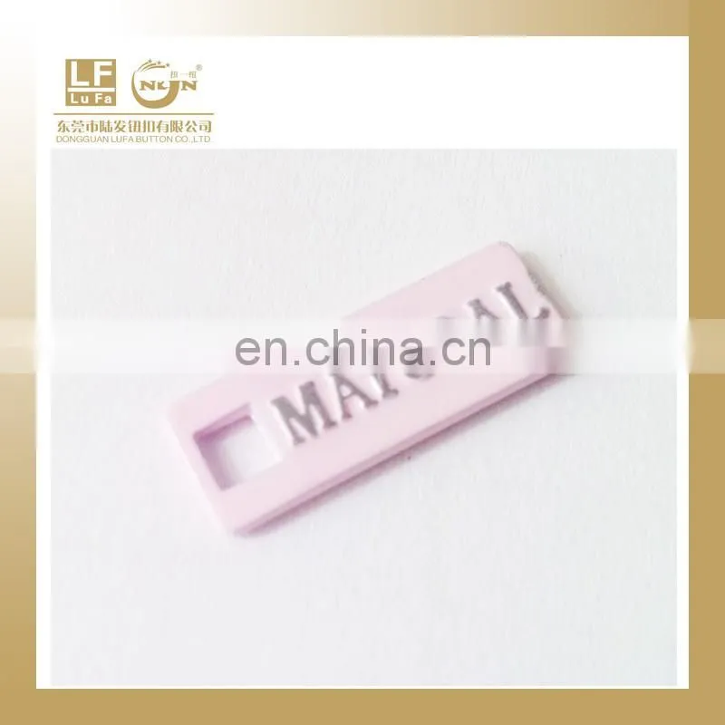 logo zipper pull