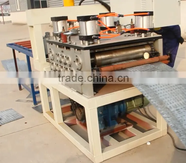 Steel Plate Stamping Machine