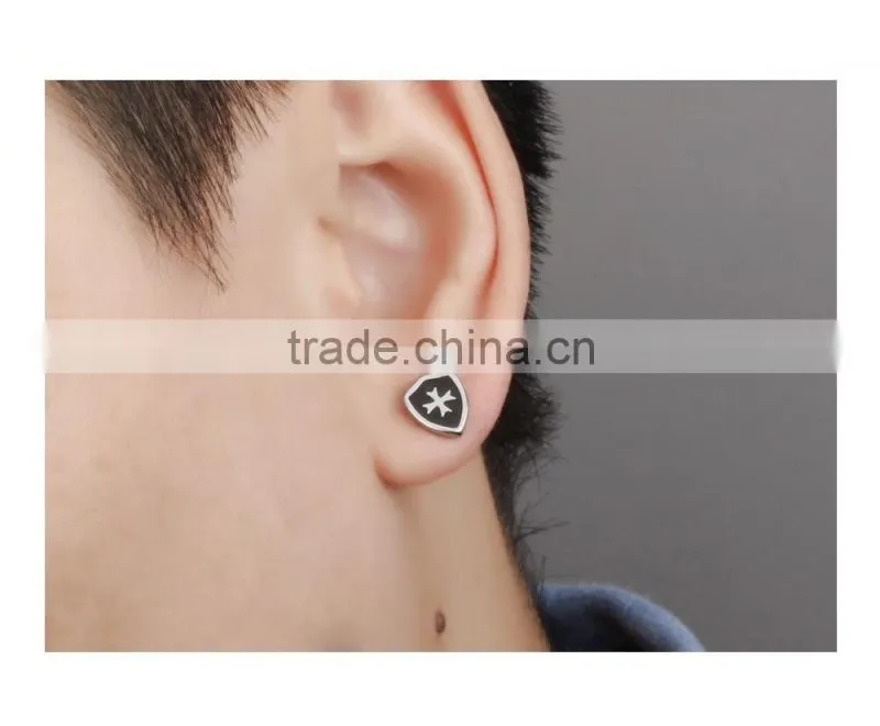 2016 fashion stainless steel body jewelry Catholic shape Catholic cross male earring