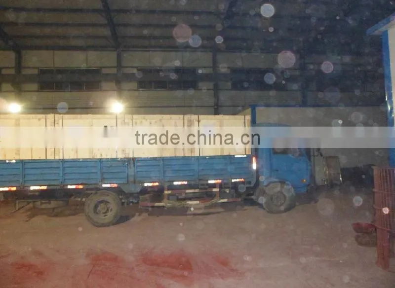 Wheat barely thresher machine with diesel engine drive