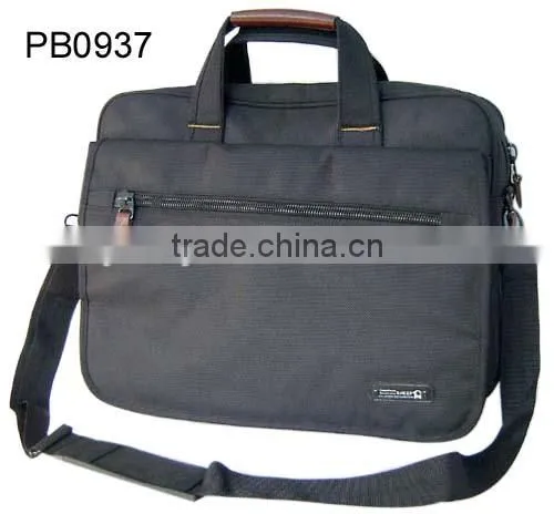 China manufacturer black 600D 17inch shoulder business latop bags