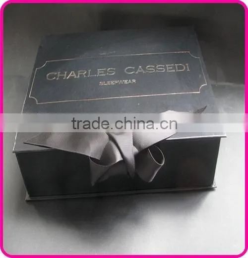 luxury high-end glossy lamilation black Folding Box with ribbon