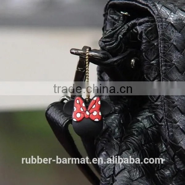 3d custom shaped soft pvc keychain with MINNIE shape