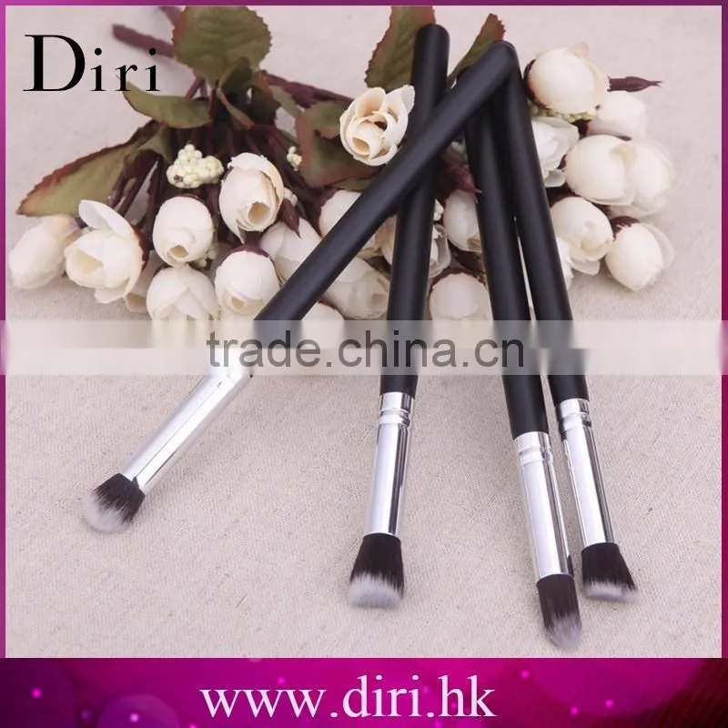 Portable Cosmetic 4pcs Black Angled Eye Liner Eyebrow Makeup Brushes