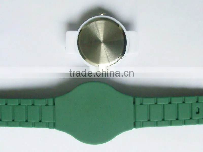 oclock silicone watch 2012 with interchangeable straps