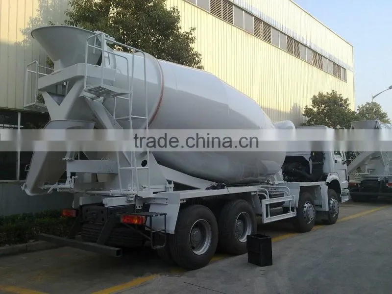 SINOTRUK HOWO 8x4 Truck for Cement (ZZ1317M3261W)